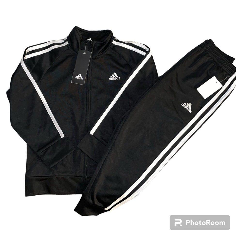 NWT Adidas track suit size 5